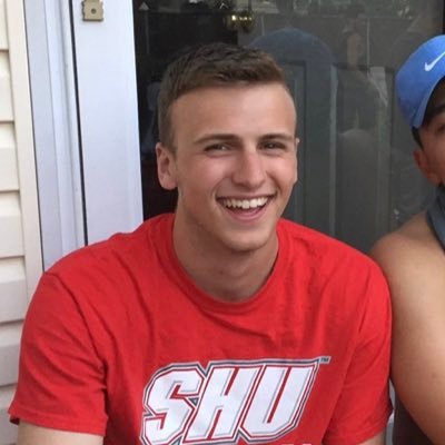 DanKelly122's profile picture. 