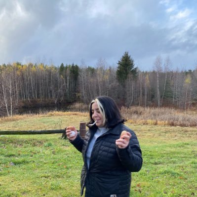 alexisbellini's profile picture. (she/ her)