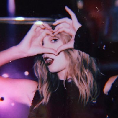 alltooswift13_ Profile Picture