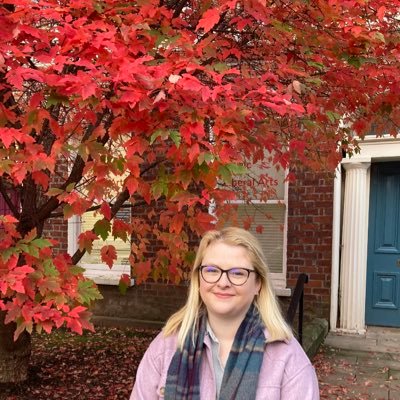 Lecturer in Irish History @uniofgalway | Researching siblings, the Irish family, networking & sociability in 19th-C Ireland | she/her | All views my own.