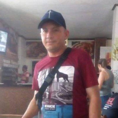 pina_deninson's profile picture. Piñacri28