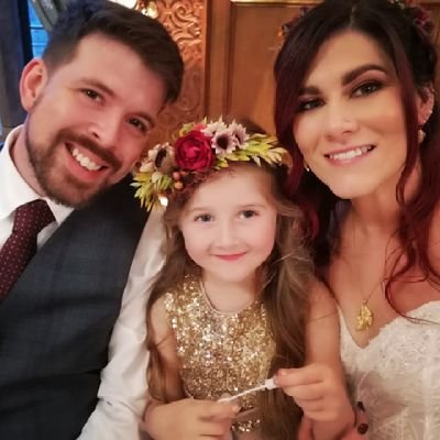 Sazzie28's profile picture. Artist-Crafter-Mum-Vegan-Business Owner