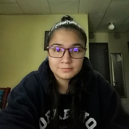 mariajo_esol's profile picture. 🧣💖🖤⚽️ 🏈🎾🏀👑
📺 🎬 🎧