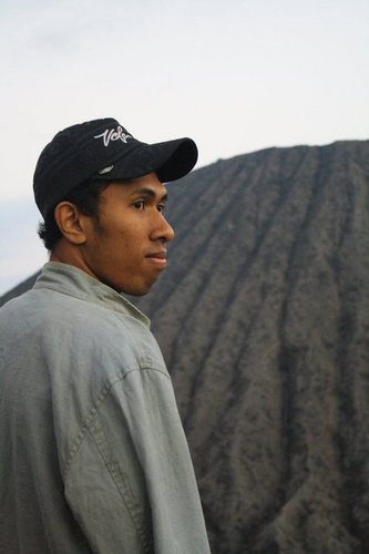 yulius_K46's profile picture. watch me, I'll do it with elegance | K46 Amsyongers | Milanisti | Persipura Mania | bhoover XI |