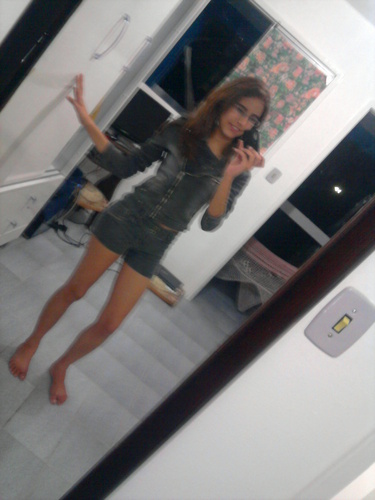 eu? , sou a pessoa mais legal que eu conheço rsrs' caroll_funnylove@hotmail.com adc  *-*
