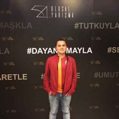 Merhaba, ben @tunayuxel ve bu hesabı artık futbol ile ilgili tweetlerim için kullanacağım.