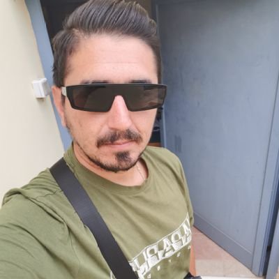 xroniss13's profile picture. #gamer #traveler #panathinaikos