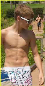 All You Daydream Beliebers Follow and share your dreams here.   I will Retweet the good ones  

 A  Fan