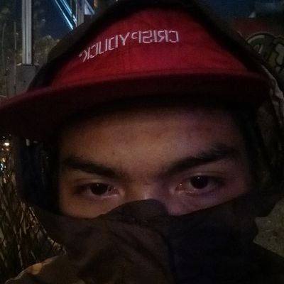 fujaoktav's profile picture. live forever🍀