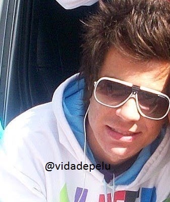 O @pelurestart é sua vida? então me siga haha
since: 08.08.10 Oficializado: 20.09.10
Dona: @Brunaf__ 
http://t.co/MDehy9ZuF0
