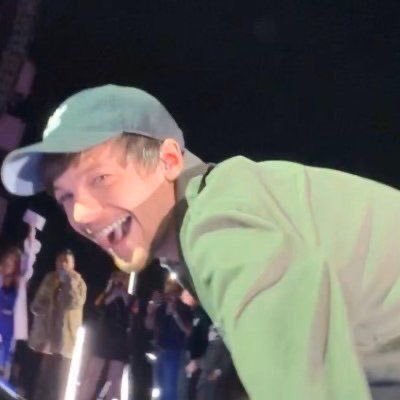 lauraloves_lou's profile picture. she / her || 10 apr & 3 sept