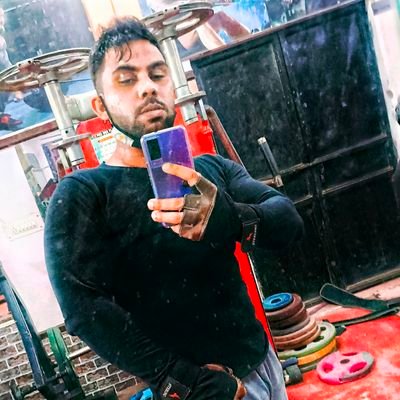 Abhiman33486429's profile picture. delhi boy🇨🇮 cricket lover...
