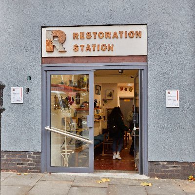 Training people in addiction recovery to restore second-hand & vintage furniture
We're a social enterprise supporting @sctrecovery 
📞 07756 537816