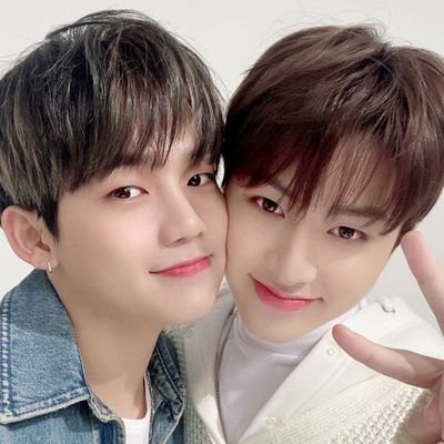 *•.¸♡ 𝐅𝐀𝐍 𝐀𝐂𝐂𝐎𝐔𝐍𝐓 𝔣𝔬𝔯 10 🆃🆁🅴🅰🆂🆄🆁🅴 ♡¸.•*
#TREASURE #트레저 @treasuremember 💛TEUME ONLY💛 환랑단
