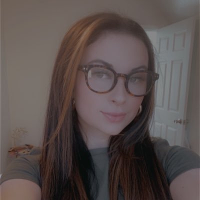 skoollunch4L's profile picture. what’s good