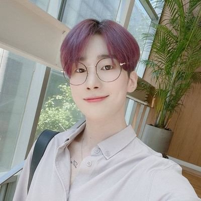 i am not seungwoo but his girlfriend
