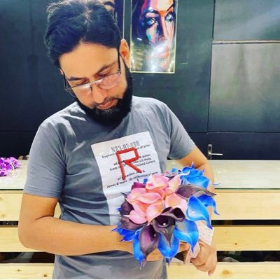 👉If you love my work you must love me 😘 I’m shakil good heartes man in the world and excellent wedding event & flower designer 19 year experience 👍