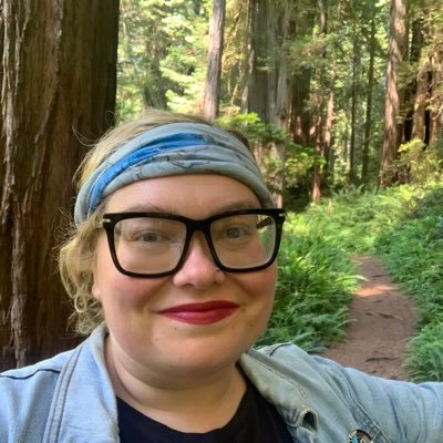📍LA suburbs | 🎓CSUF | 🏫UCSB | 📚white supremacy in parks and natural history museums | ❤️flora, fauna, and probably you.