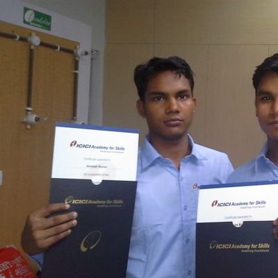 Avinash24677109's profile picture. IAM happy