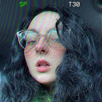 absissad's profile picture. been stuck in my emo phase since 2015 || she/her || 17