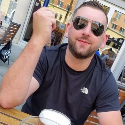 LeeDavis91's profile picture. Bristol city 🔴⚪️