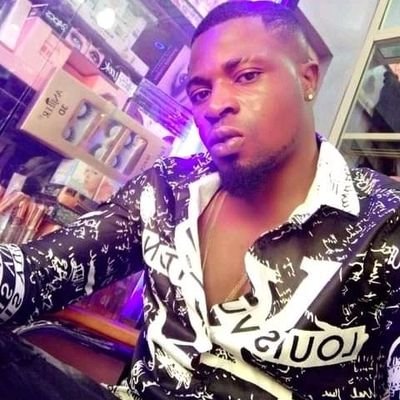 SoftvibesNails's profile picture. i am a Nail technician and Musician