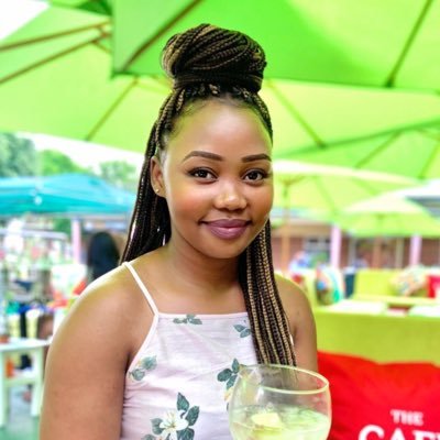 👩🏽🎨👩🏽💻Creative consultant. 🛑 Manchester United fan