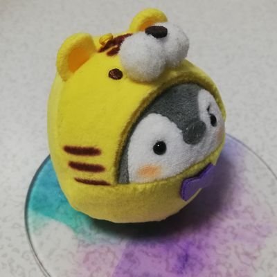 ちょろいぬるヲタのごった煮アカウント。前世はバンギャ。最推しはコウペンちゃん。好きな物が多いので色んな事で騒ぎます。RT多め。舞台時々ライブとコンサート。