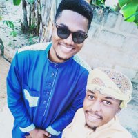 Ezzy112 (@ezzy0112) 's Twitter Profile