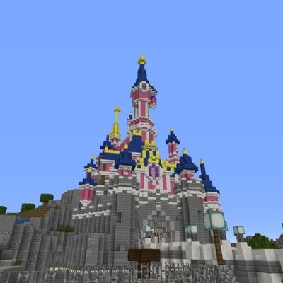 All daily updates of the Disneyland Paris map in Minecraft
Original map: @yosiziminecraft