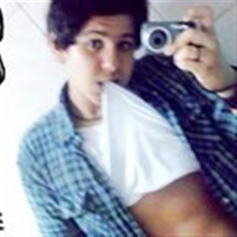 Meu nome eu nao vou dizer,mas meu coração com ele esta e vou te falar Matheus eu vou sempre amar
