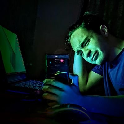 HH722001's profile picture. 