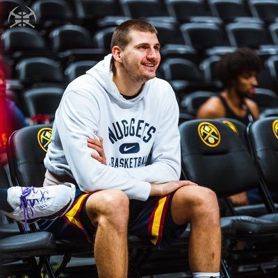 #NBATwitter jokic is very good, part time embiid stan