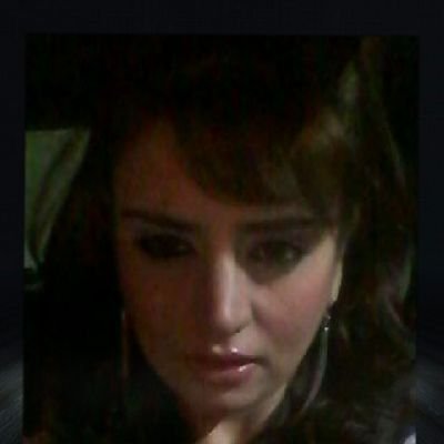 أستاذة نفسي عودتها تعوم في عمق البحار لتتحدى الصعاب وتخوض جميع المواجهات والمجالات. إستشارات تسويقيه وإداريه،
إستشارات في العلاقات العامه.