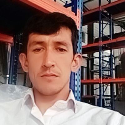 من شمس الله سخی زاده از بغلان استم در ترکیه زنده گی میکنم یک پیام برای طالبان ویک پیا م درجبه مقااومت درام لطفا صلح کند روی یک میز بنشیند تا مردم از این رنج