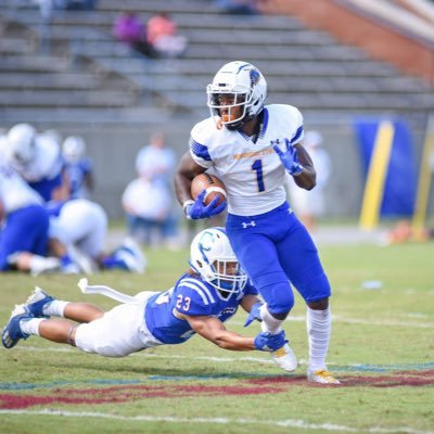 Morehead State  Alumi WR#1 ALL-American 1st team All PFL.Offensive player of the year.IG:Lil_beejay4hunnin https://t.co/6cuimTmN4g senior 2021 highlight