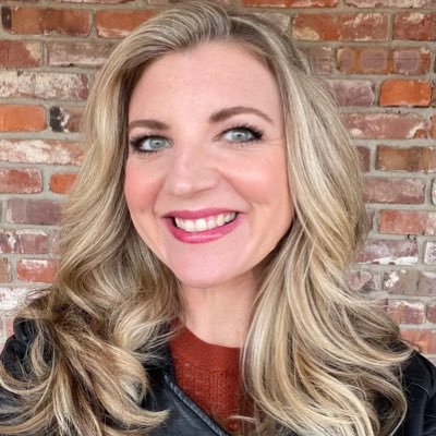 BrookejWallace's profile picture. Wife of 19yrs, Mom of 2, publisher, sales exec and lover of life! #makeeverymomentcount