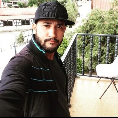 AlvaroSiir's profile picture. World is mine