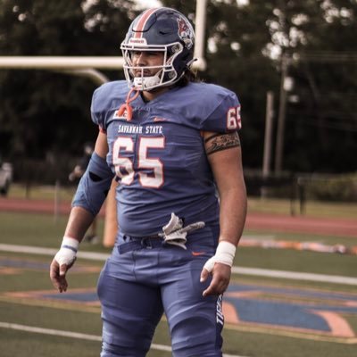 ‼️Grad Transfer O-linemen‼️, Ssu senior, 3 year starter, 2 years of eligibility left, 3.4 Gpa, walk on to 1st team all conference.