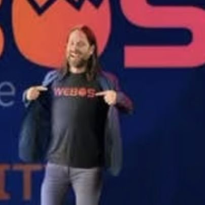 thefakeipo's profile picture. מנפיק את הטלסות, מטריד את הספאקים