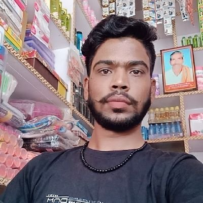 MohanDhangar4's profile picture. अपनी राय कमेंट बॉक्स में जरुर दें 
वूध्दाआश्रम में मॉ बाप को देखकर सब लोग बेटो को ही क्यों कोसते हैं