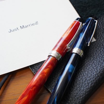 pens_champion's profile picture. 英語テスト編集者。2021年、ペンとChampionにハマる。 原点はパイロット万年筆カスタムヘリテイジse。現在はパーカー　デュオフォールド万年筆　ビッグレッド、カランダッシュ　レマンボールペン　アルパインブルー、Romeo No.3エレメント　乳白色GTの３本を特に気に入っています。