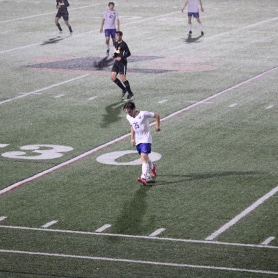 Soccer⚽️ Springfield highschool 2023 GPA 3.8 Email: Hunterk1126@gmail.com highlight videos: https://t.co/7xA15G78OB