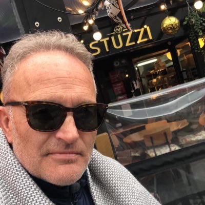 Company director in exhibitions, events and retail display Love designing and developing at work and at home. Hate liars, vaxx passports and injustice