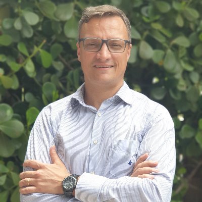 Apaixonado por tecnologia, inovação, algoritmos e como revolucionam negócios. Adoro aprender, conectar pessoas para inovar e estar na vanguarda d https://t.co/pPpXrsCvPD