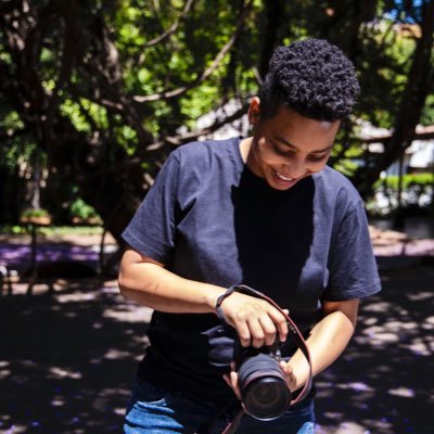 Photojournalist/Documentary Photographer/BTS/Event & Portraits. Former Photojournalist and reporter at @forbesafrica. Former lecturer @BMHSandton
