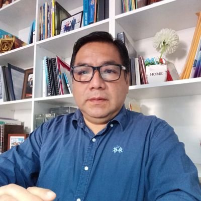 Investigador de recursos marinos y oceanografía, con interés en el aprendizaje automático.