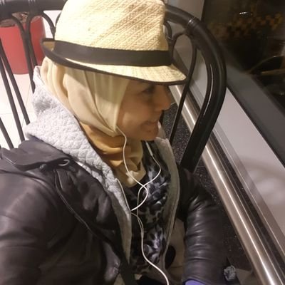 Itis_Happy's profile picture. f&b,sandang,jasa|Traveller,Marketer,PT,Announcer,VO,Host,MC,Dubber,Designer,Driver,Singer,anything,name it | Cosplaythings&commissions 🥰