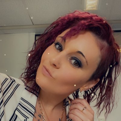I am a 35 year old girl with a huge personality a fab sense of humour and a smile that glows. Just starting out as a new 2021 model from South Yorkshire
