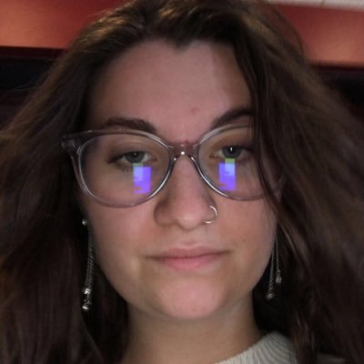 alexis_nadler's profile picture. fruitcake